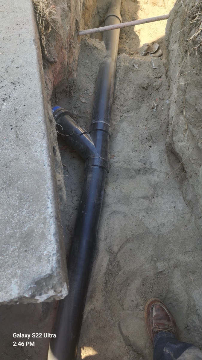 Cracked Clay Pipe — real Sewer Pipe Pros job in Los Angeles